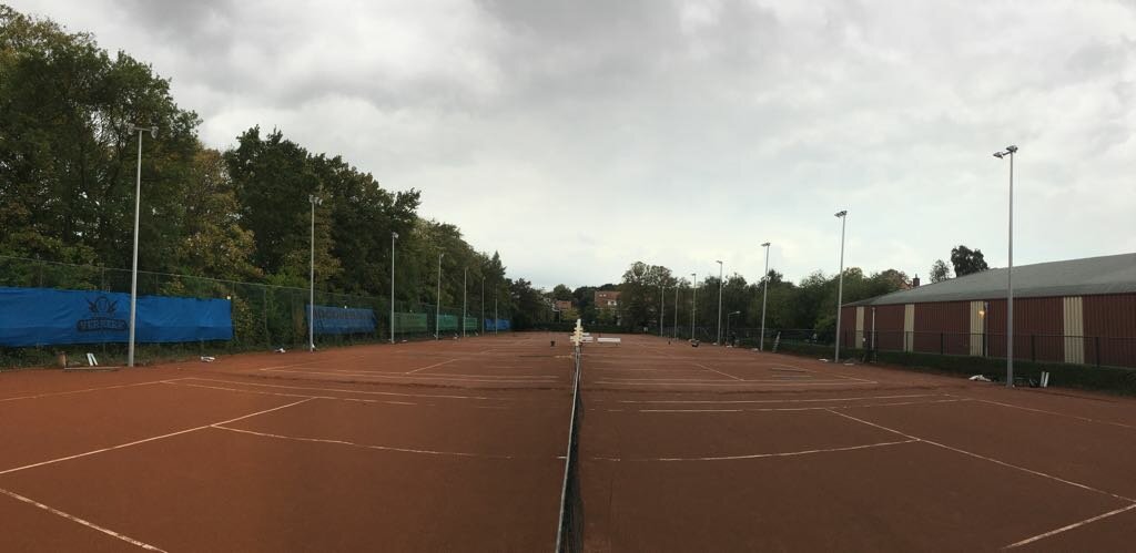 lichtmast 12 meter tbv LED tennisbaan sportveld verlichting