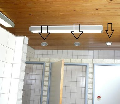 LED plafond armatuur met bewegingsmelder sensor tbv toilet wc urinoir