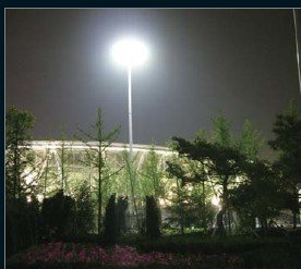 Vocare 200 watt LED schijnwerper, vervangt tot een 1800 watt buitenlamp tennisbaan