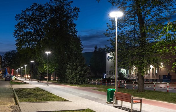 ROSA Corona 72W ON-TOP LED straatverlichting en parkeerplaats verlichting lichtmast