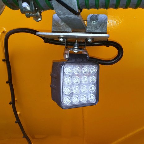 48 Watt LED work light 3950 lumen for for example tractor, forklift, truck 