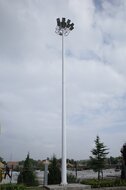 20 meter hoge highmast lichtmast lichtpaal terreinverlichting haven werf industrieterrein parkeerplaats