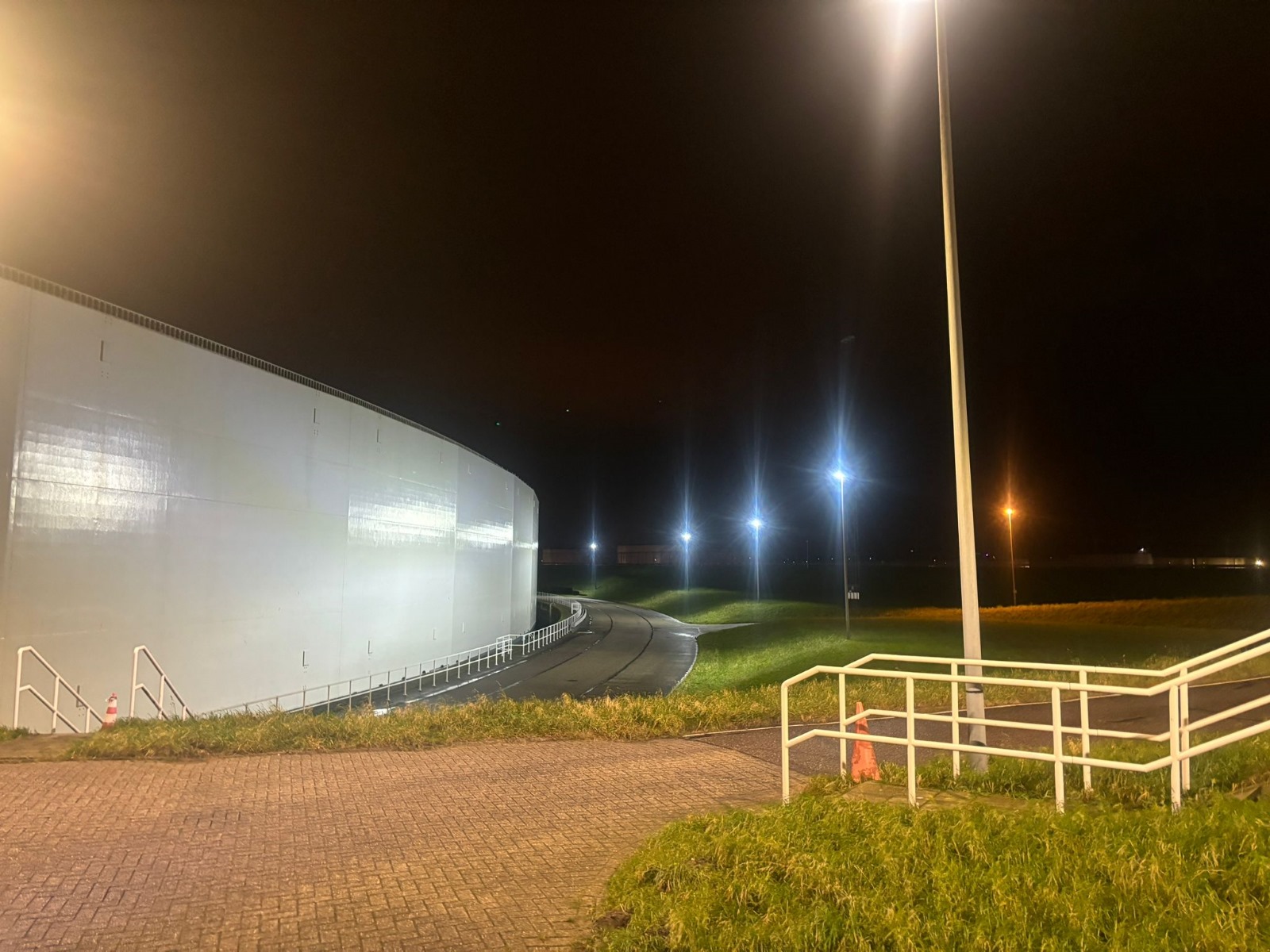 maeslantkering verlichting rvs vocare sherpa