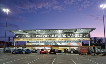 Woonboulevard Langedijk LED Leuchten und lichtmasten