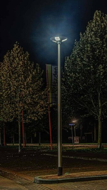 Solar-Hybrid-Beleuchtung in Olst-Wijhe